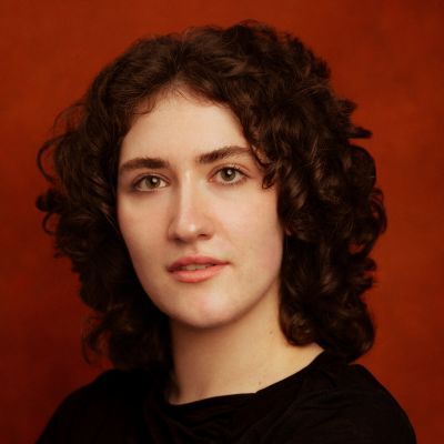 Brina Vozelj's headshot